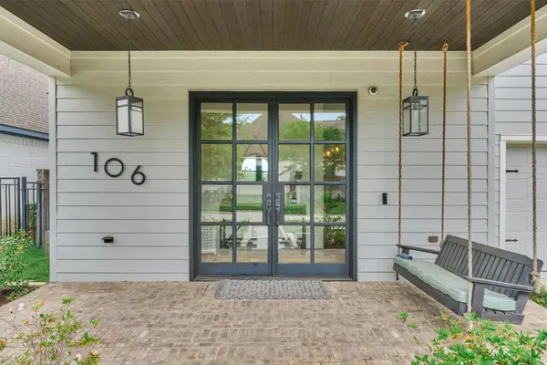 106 Grant Cove DR, Montgomery, TX 77316