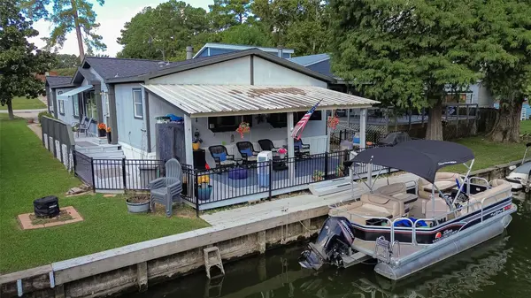 14174 Shadow Bay DR, Willis, TX 77318