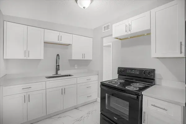 127 BOB THOMAS CIR, Sanford, FL 32771