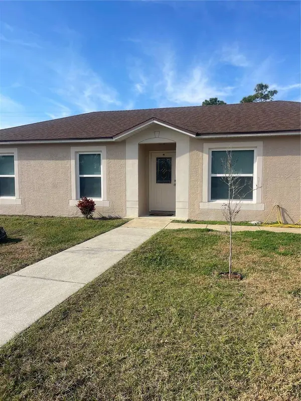 18 STARLING DR, Daytona Beach, FL 32117