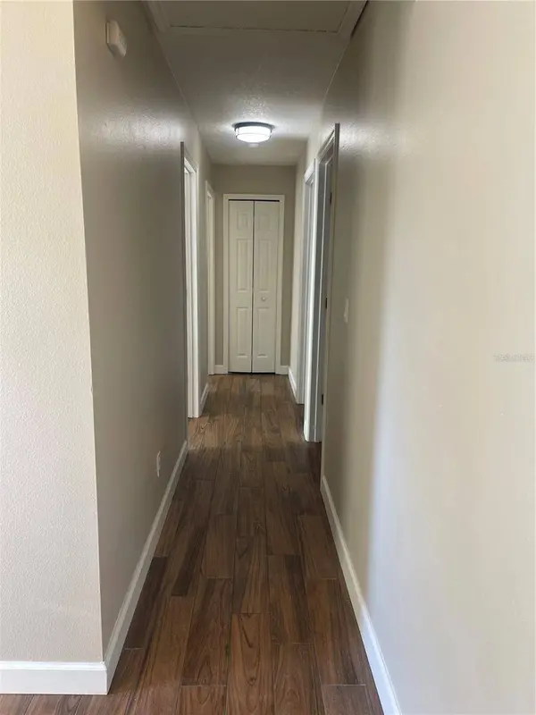 18 STARLING DR, Daytona Beach, FL 32117