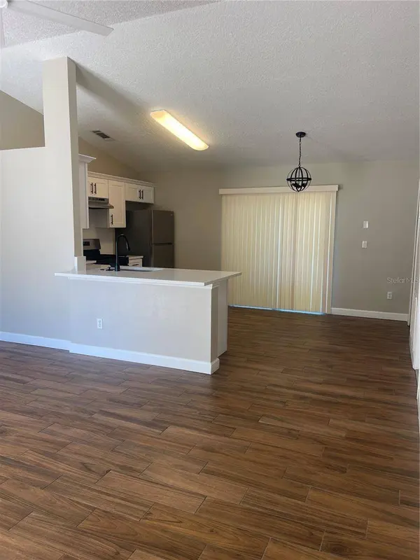 18 STARLING DR, Daytona Beach, FL 32117