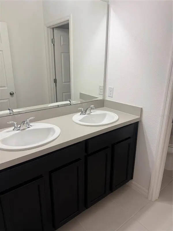 23635 COMPANERO DR, Sorrento, FL 32776
