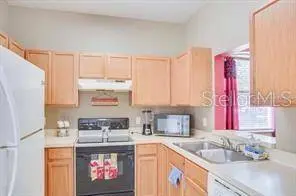 6037 SCOTCHWOOD GLN #8, Orlando, FL 32822
