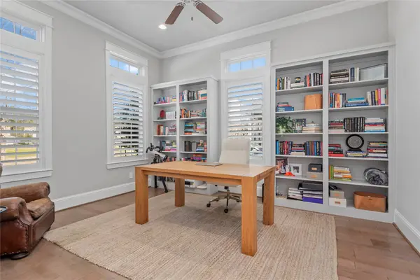 2122 Gadwall DR, Conroe, TX 77384
