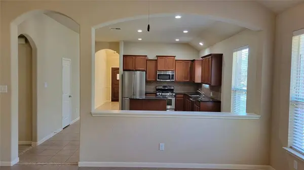 122 Black Swan PL, Magnolia, TX 77354