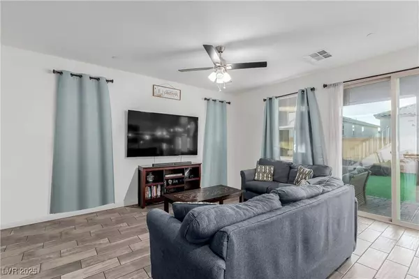 361 Andy Wheeler DR, Henderson, NV 89011