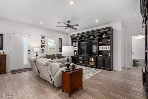 288 Whitney Crest ST, Henderson, NV 89015