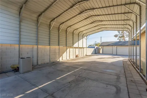 5905 Paseo Montana, Las Vegas, NV 89108