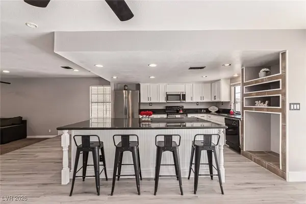 5905 Paseo Montana, Las Vegas, NV 89108