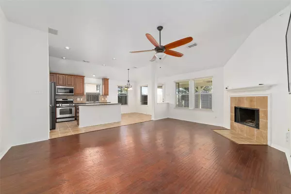 8327 Dusty Canyon LN, Richmond, TX 77407