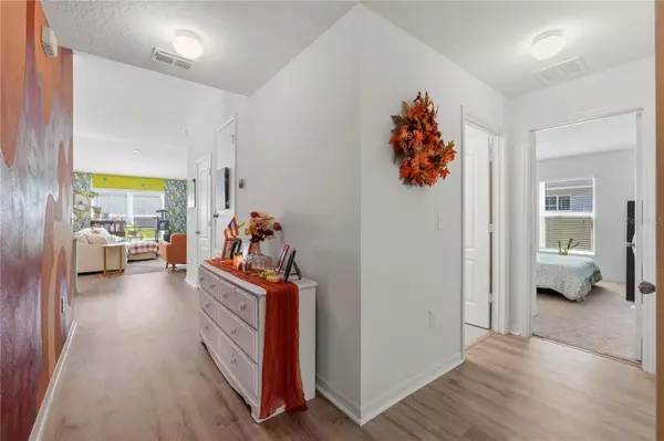 1459 GERANIUM DR, Mascotte, FL 34753