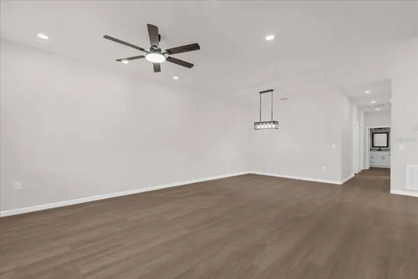 1807 PEACH AVE, Sanford, FL 32771