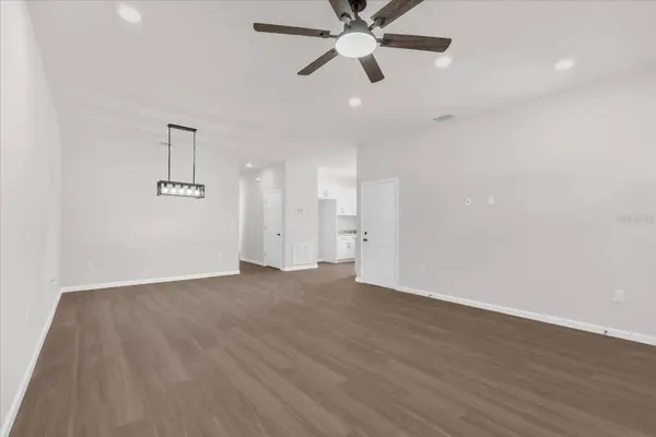 1807 PEACH AVE, Sanford, FL 32771