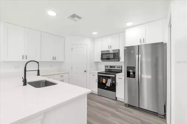 1212 W 16TH ST, Sanford, FL 32771