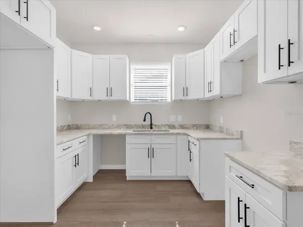 1807 PEACH AVE, Sanford, FL 32771