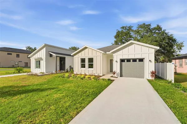 1512 W 8TH ST, Sanford, FL 32771