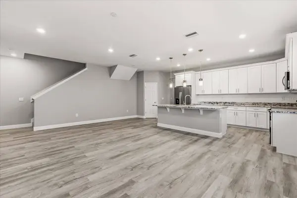 2226 SOUTHWEST RD, Sanford, FL 32771