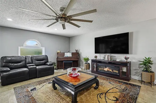 121 MAYFIELD DR, Sanford, FL 32771