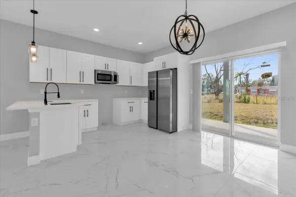 2404 CENTER ST, Sanford, FL 32771