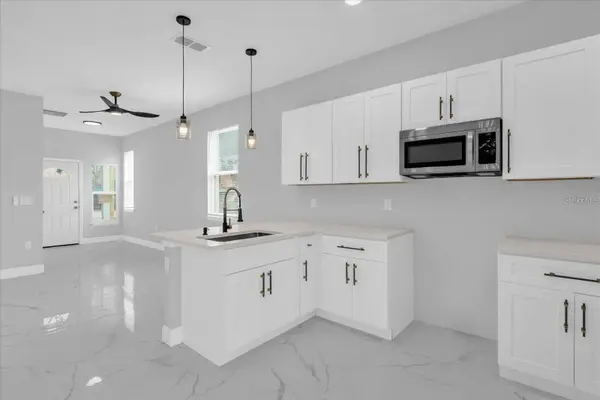 2404 CENTER ST, Sanford, FL 32771