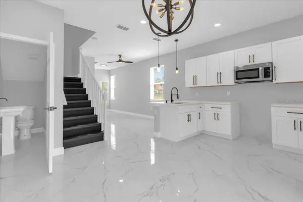 2404 CENTER ST, Sanford, FL 32771