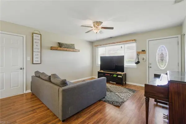 3325 Maverick ST, Virginia Beach, VA 23452