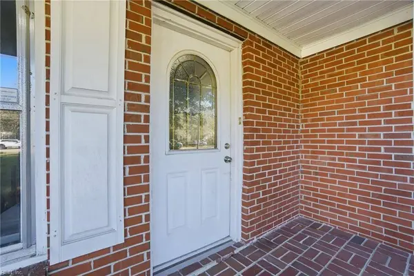 4601 Peek TRL, Chesapeake, VA 23321