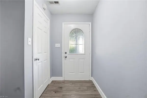 4601 Peek TRL, Chesapeake, VA 23321