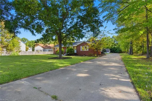 4601 Peek TRL, Chesapeake, VA 23321