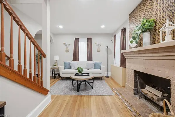104 E Severn RD, Norfolk, VA 23505