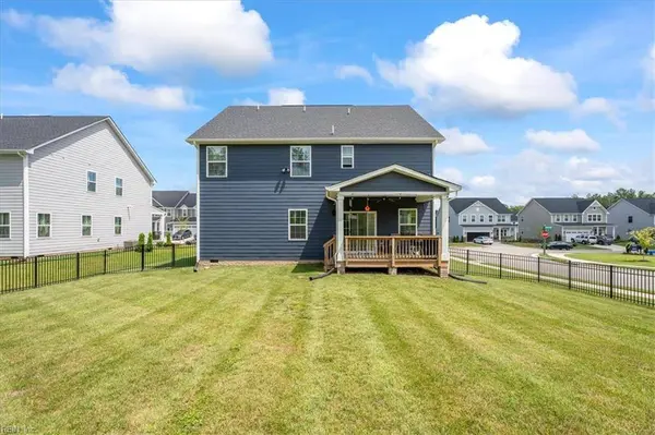 18301 Cherry Oak TRL, Moseley, VA 23120