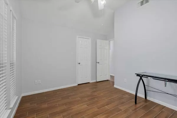 8215 Hayden Cove DR, Tomball, TX 77375