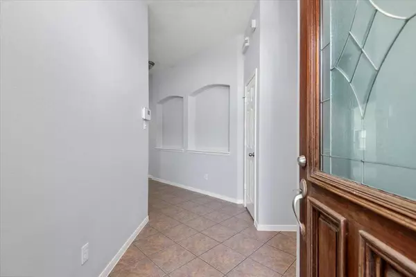 8215 Hayden Cove DR, Tomball, TX 77375