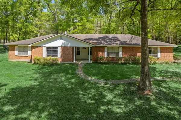 10267 Pineridge DR, Conroe, TX 77303