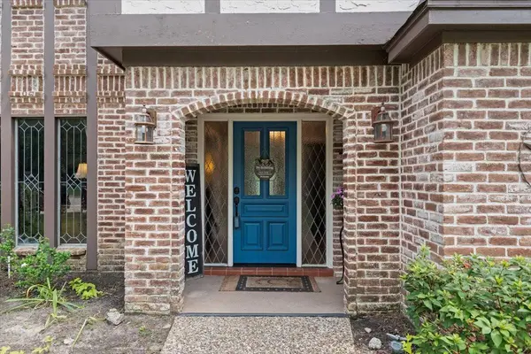 6611 Chancellor DR, Spring, TX 77379