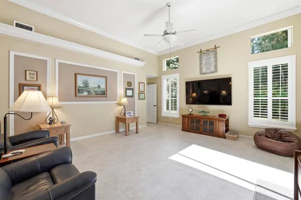 606 CYPRESS GREEN CIR, Wellington, FL 33414
