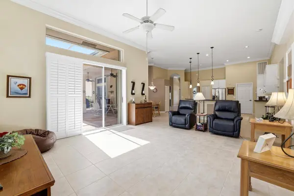 606 CYPRESS GREEN CIR, Wellington, FL 33414