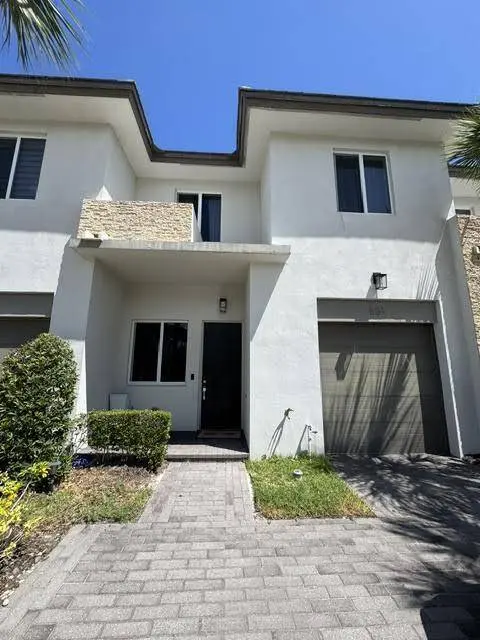 551 PIONEER WAY