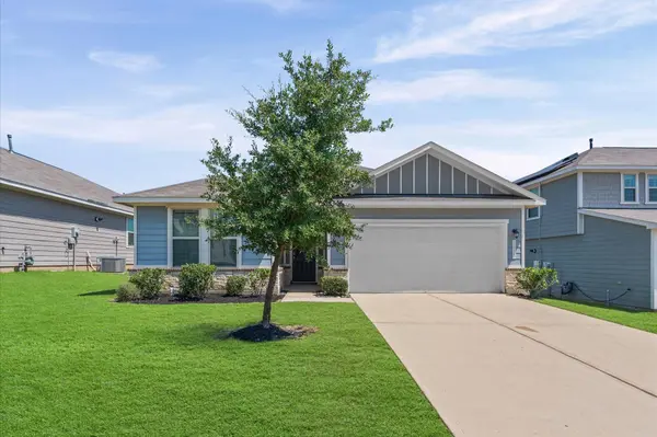 40219 S Hill Pass, Magnolia, TX 77354