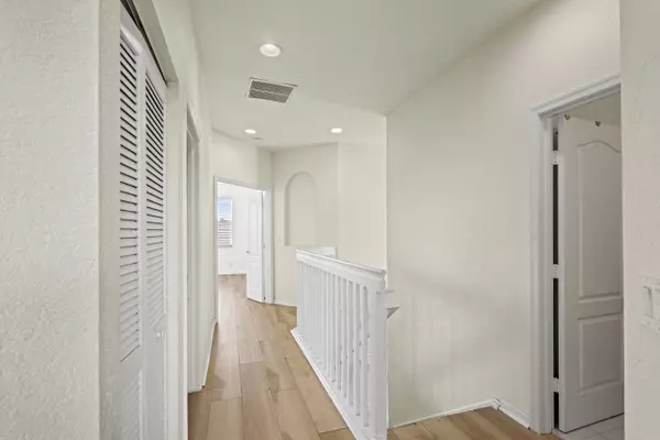 5919 Walnut Park Ln LN, Fort Pierce, FL 34951