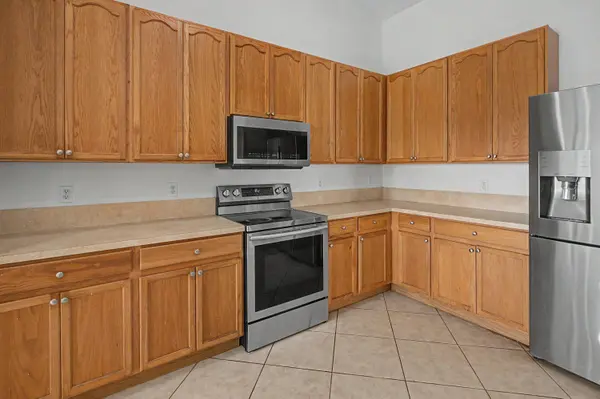 2585 SE LAKEWOOD ST, Port St Lucie, FL 34952