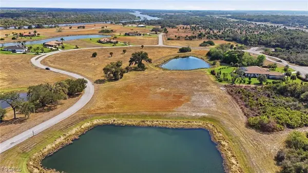 23000 Crookedwood LOOP, Alva, FL 33920
