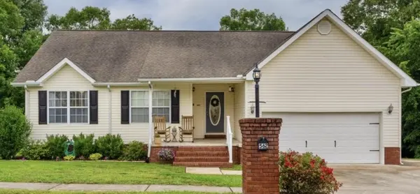 feature image of When Pricing Goes Wrong: The Seller's Cost, The Buyer's Opportunity
