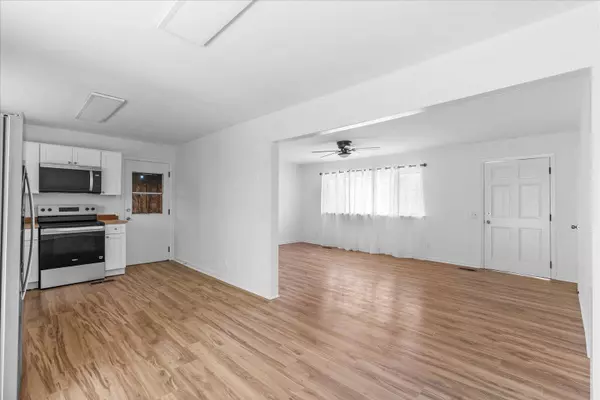 32 Kent DR, Rossville, GA 30741