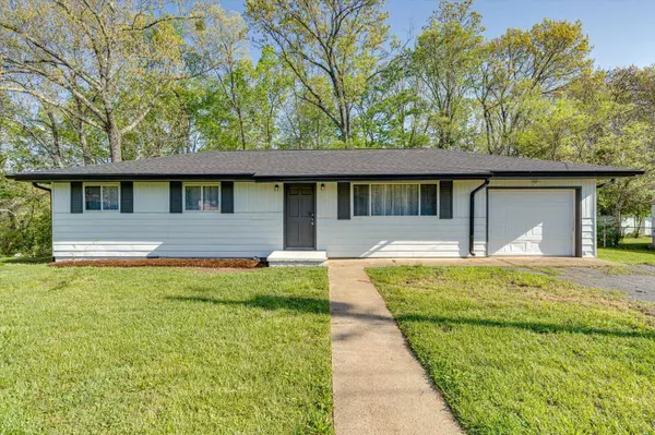 32 Kent DR, Rossville, GA 30741