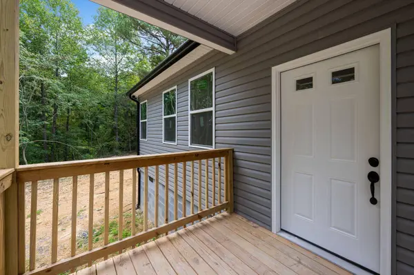 47 Bell CT, Chickamauga, GA 30707