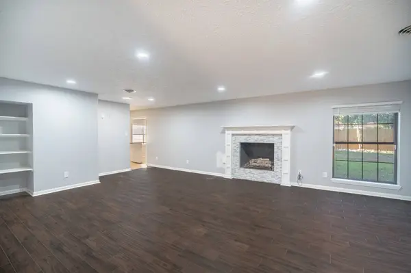 5214 Lodge Creek DR, Houston, TX 77066