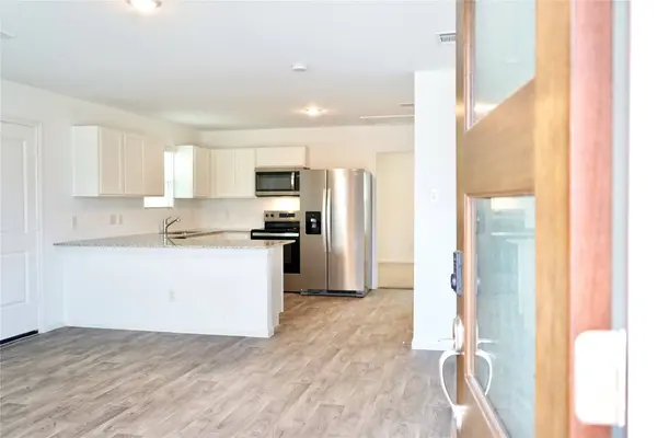 16790 N Marie Village DR, Conroe, TX 77306