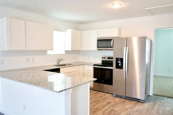16790 N Marie Village DR, Conroe, TX 77306